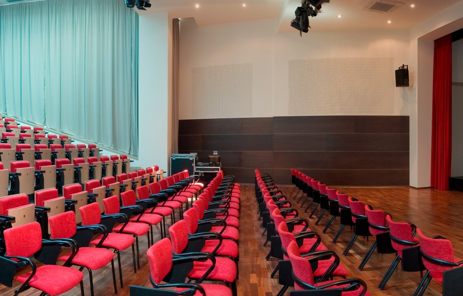 co-grandhall